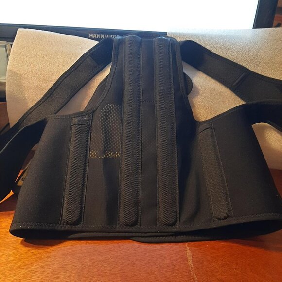 NEW ! Fit Geno Unisex Adults Back Brace And Posture Corrector Black Size S - Picture 2 of 3